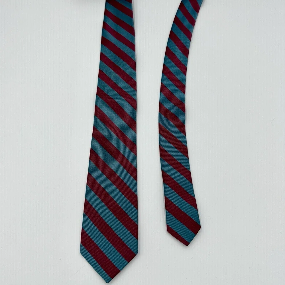 J. Crew 100% Silk Mens Necktie Teal Maroon Diagonal Stripe Business Office Sleek